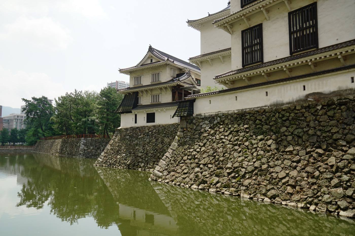 Kokura Castle and the Murasaki river