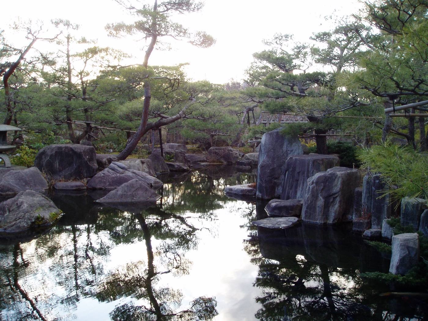 Koko-en garden below Himeji Castle