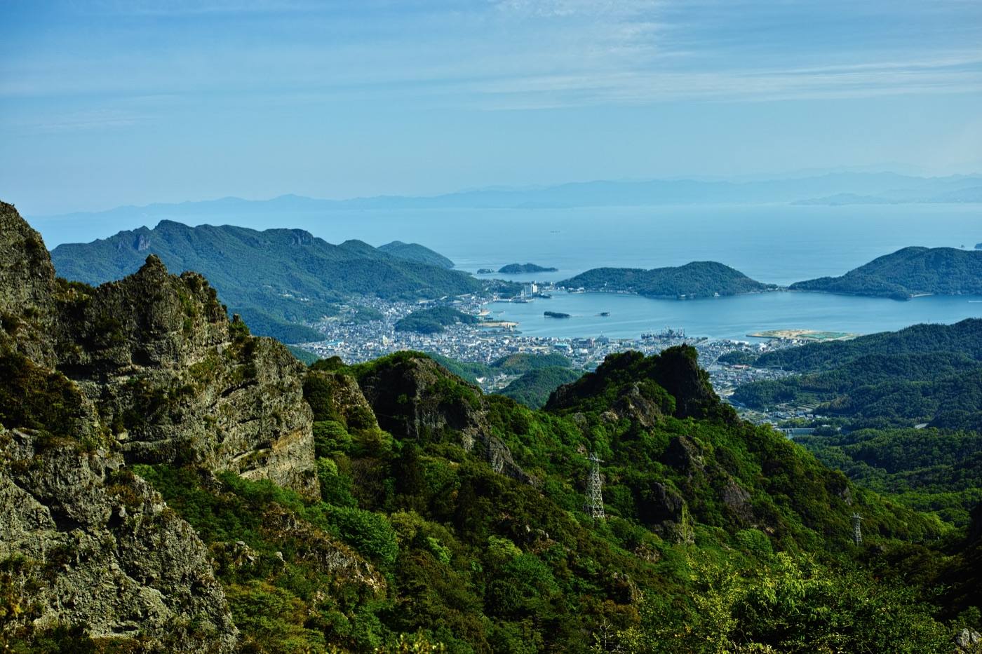 the Kankakei ropeway in autumn