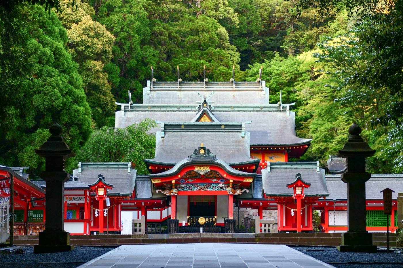 the red halls of Kirishima Shrine