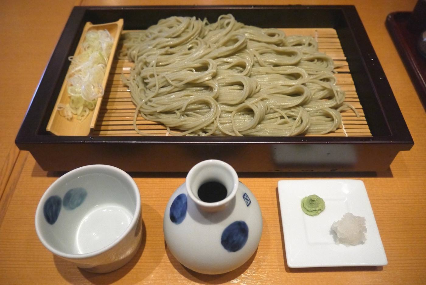 hegi soba served on a wooden tray