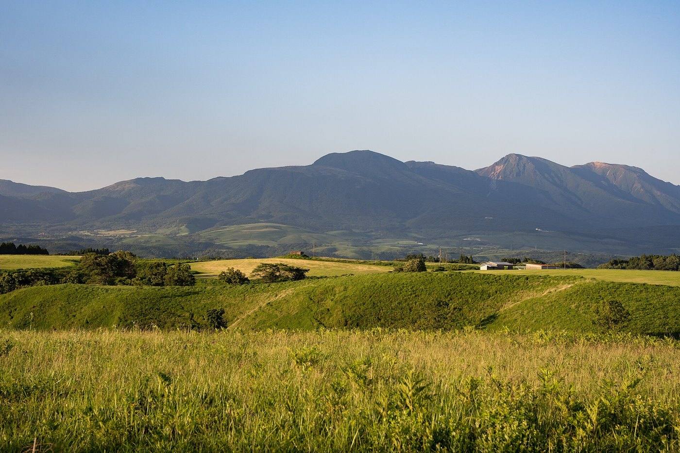 the Kuju mountains in autumn colour