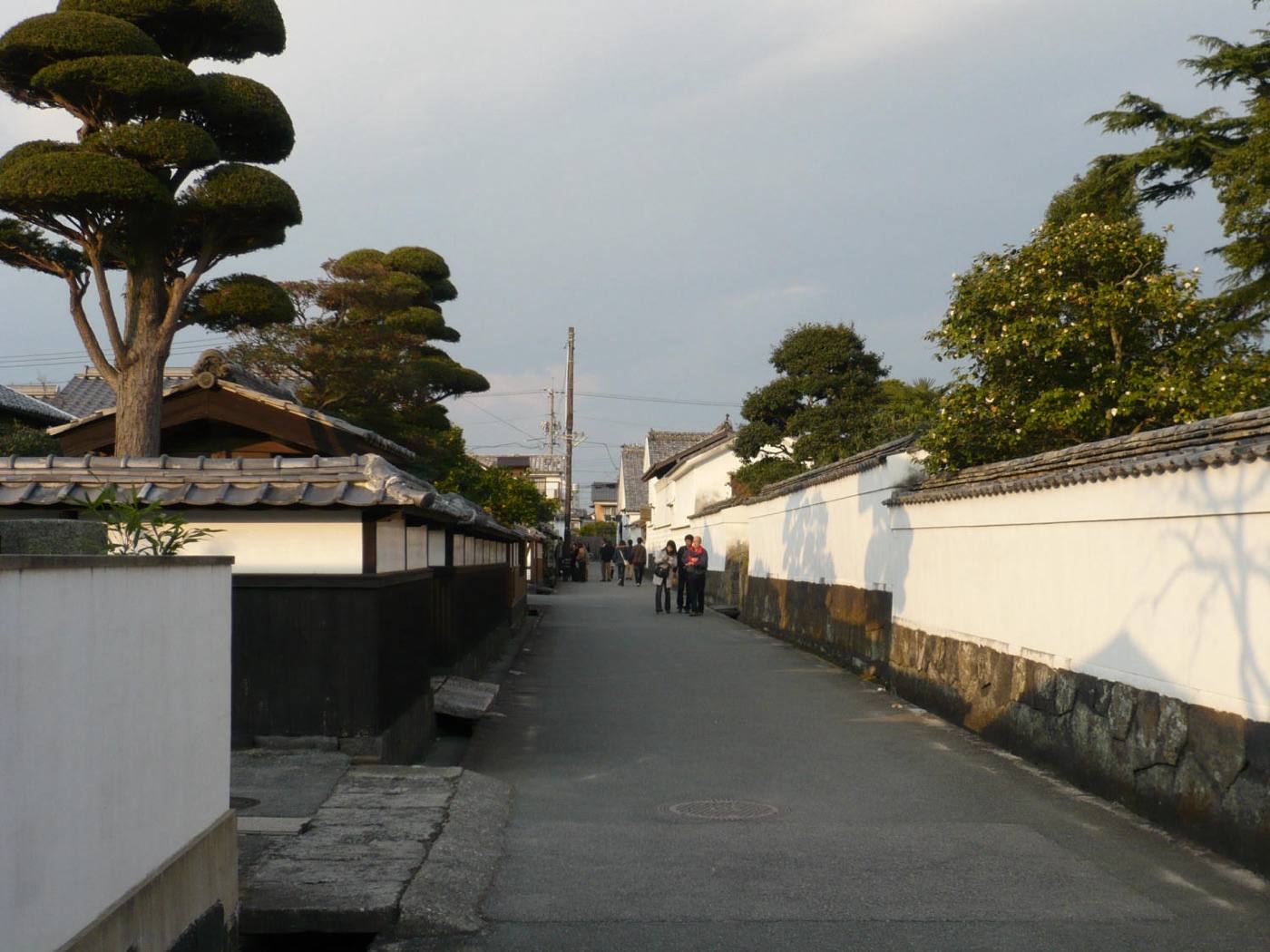 the samurai quarter and earthen walls of Hagi